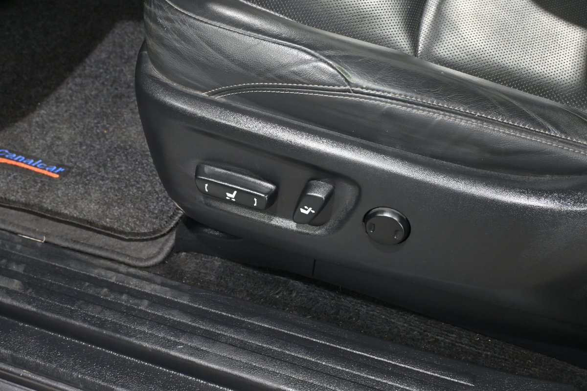 Foto Toyota Land 32