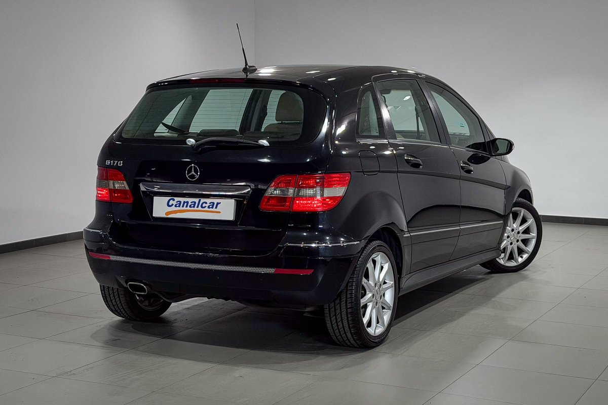 Foto Mercedes-Benz B 4