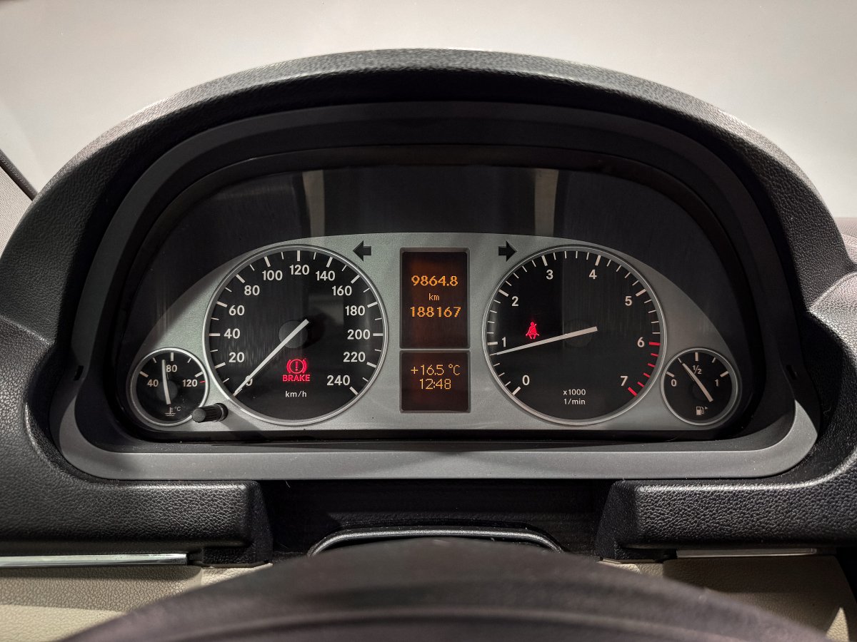 Foto Mercedes-Benz B 13