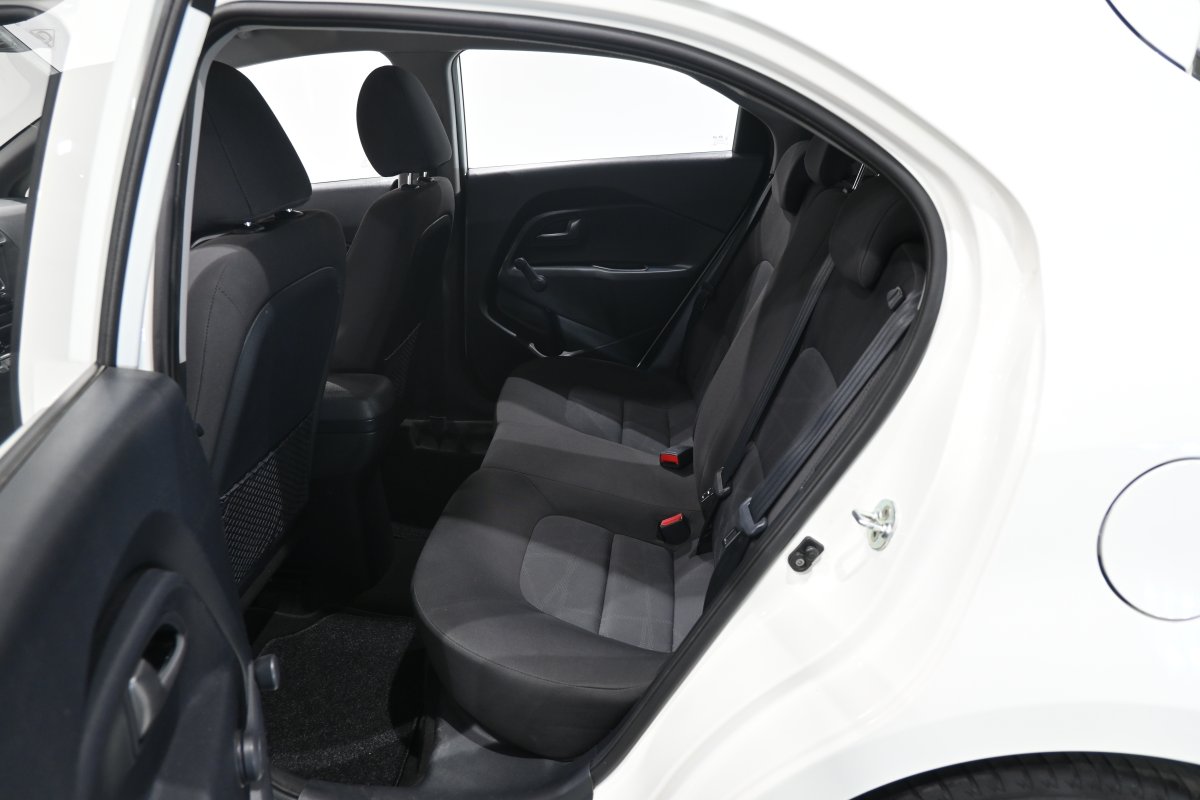Foto Kia Rio 11