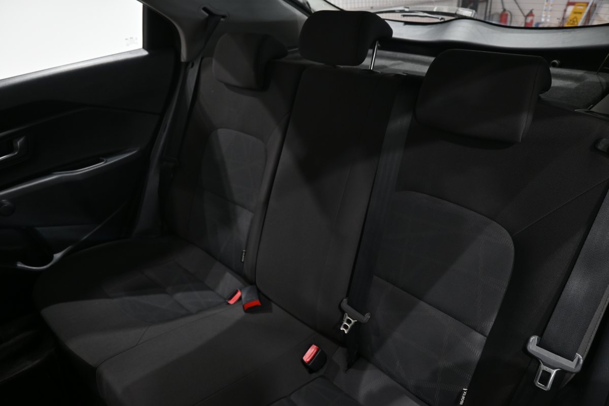 Foto Kia Rio 12