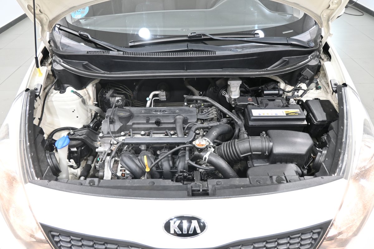 Foto Kia Rio 7
