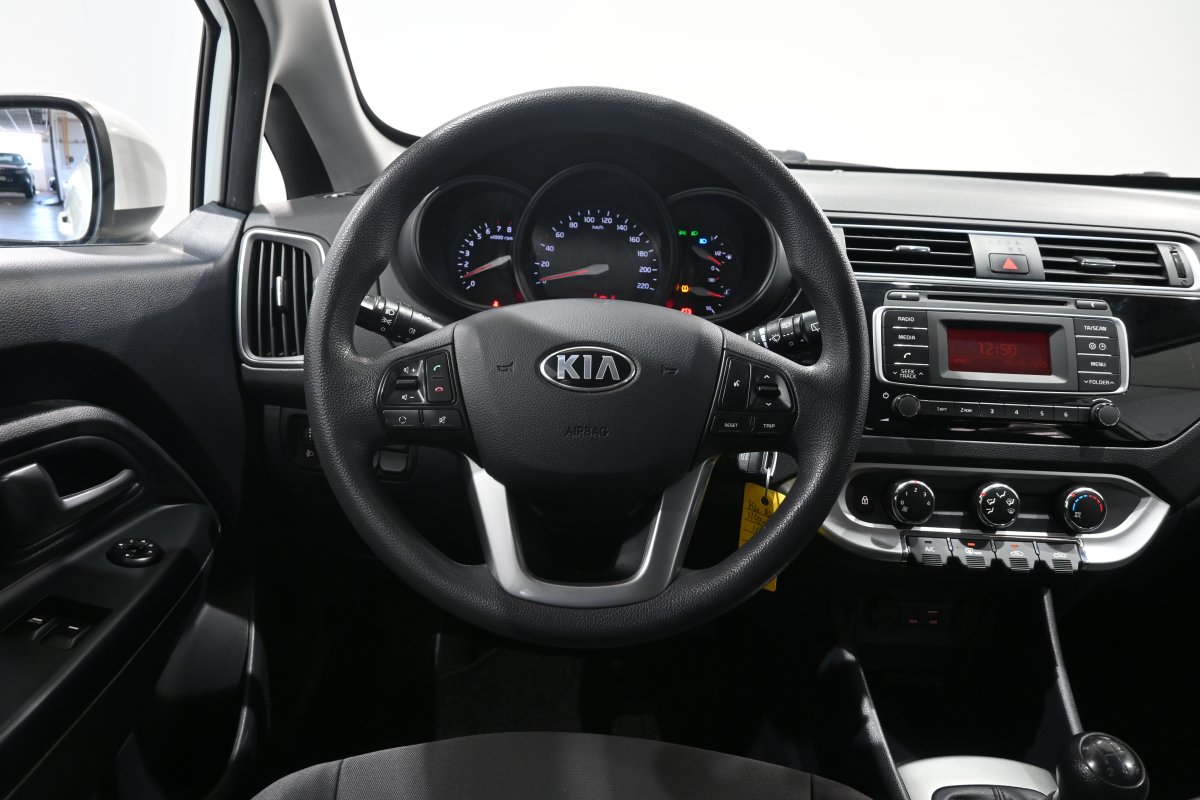 Foto Kia Rio 18