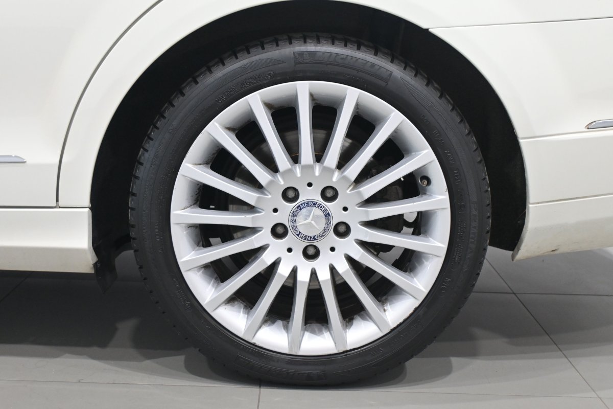 Foto Mercedes-Benz C 280 23