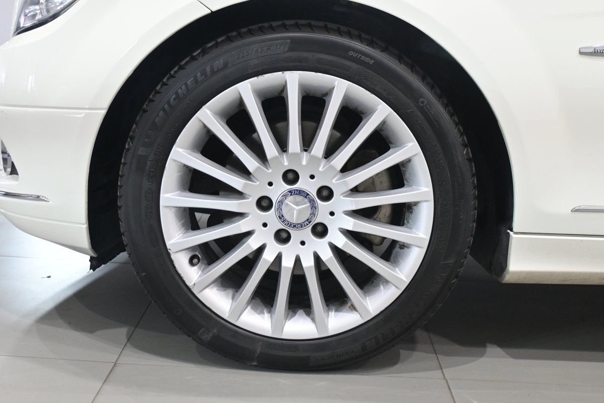 Foto Mercedes-Benz C 280 24