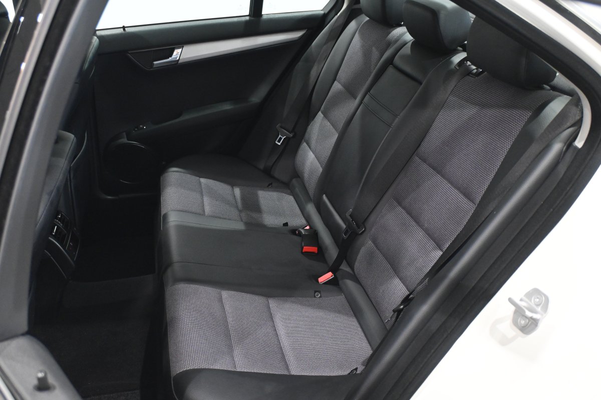 Foto Mercedes-Benz C 280 10