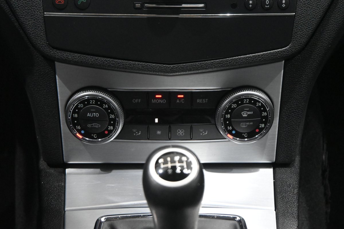 Foto Mercedes-Benz C 280 14