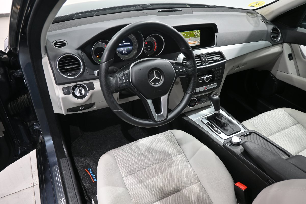 Foto Mercedes-Benz Clase C 9