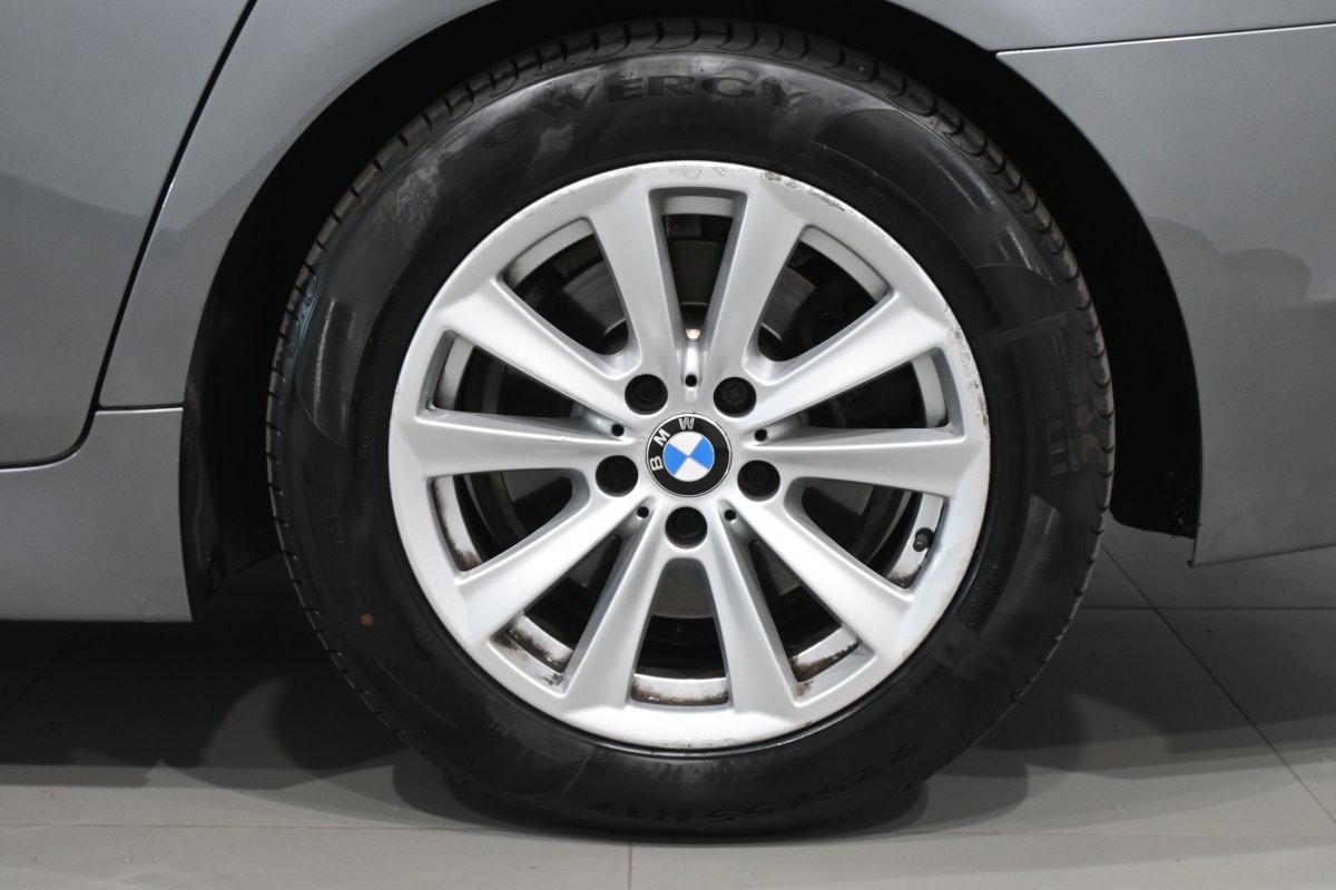 Foto Bmw 530I 27