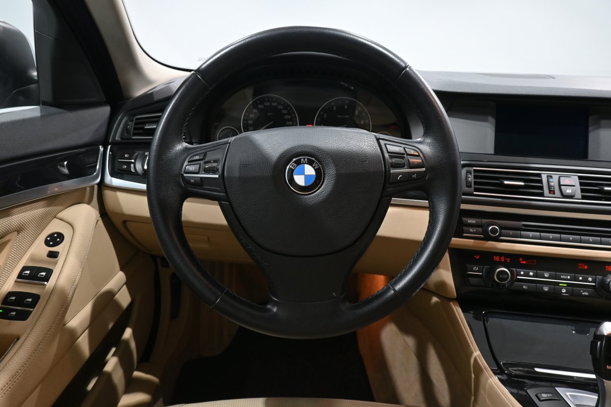 Foto Bmw 530I 16
