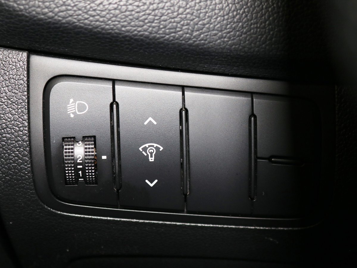 Foto Kia Ceed 31
