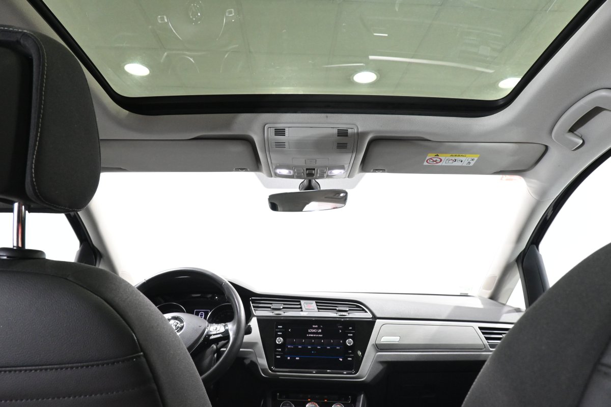 Foto Volkswagen Touran 28