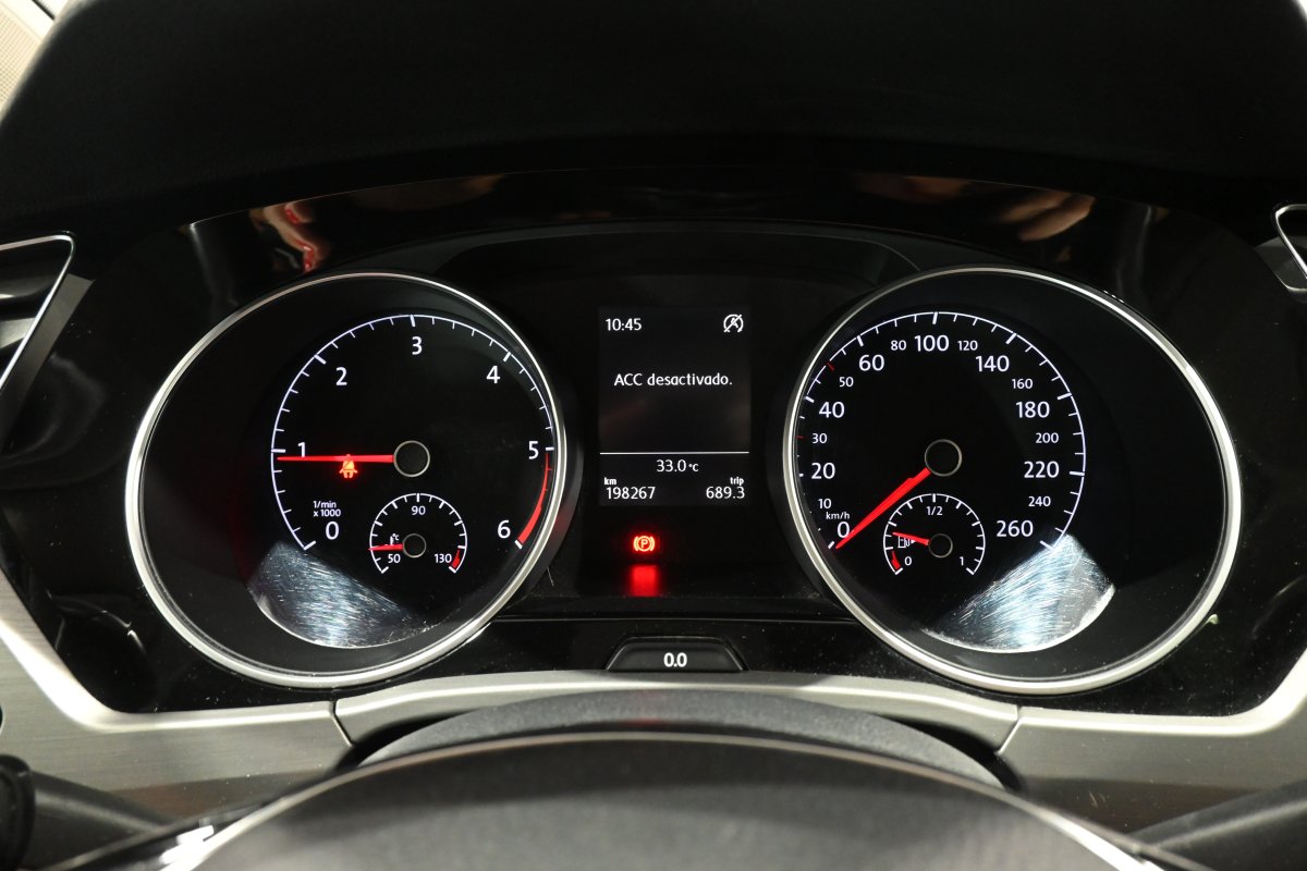 Foto Volkswagen Touran 14
