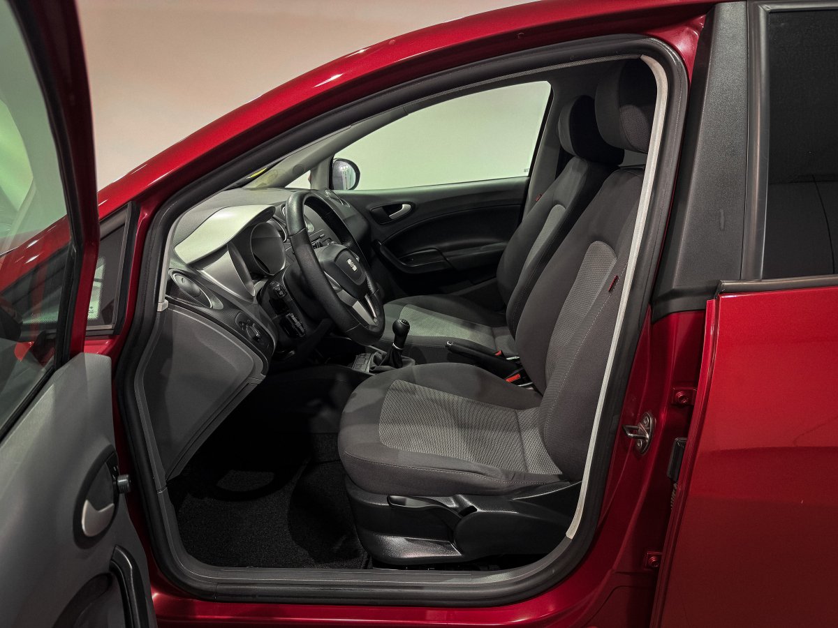 Foto Seat Ibiza 10