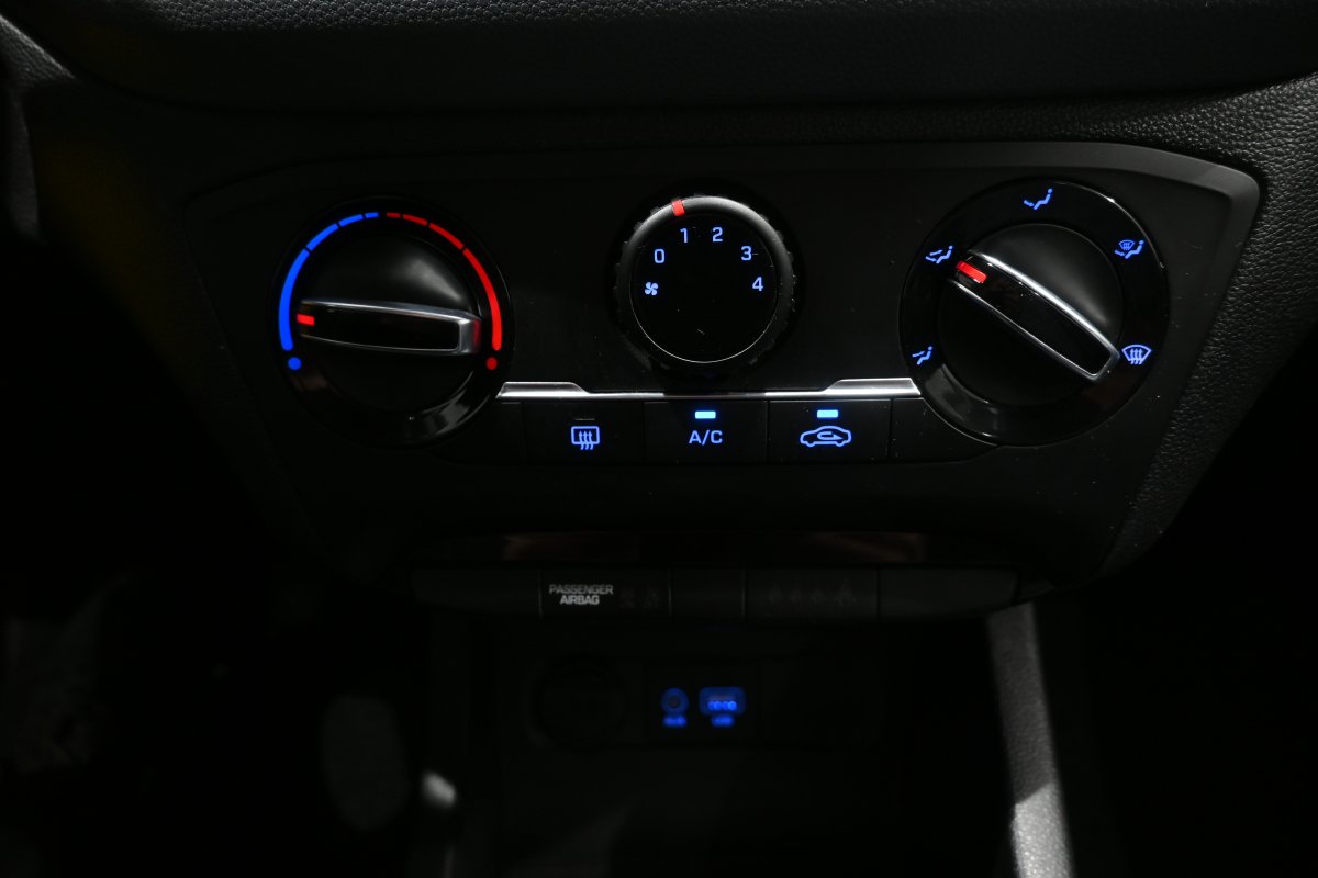 Foto Hyundai i20 16