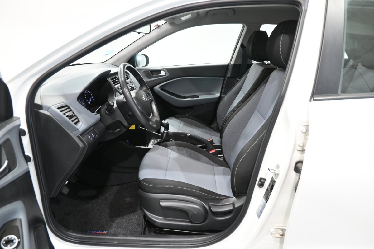 Foto Hyundai i20 10
