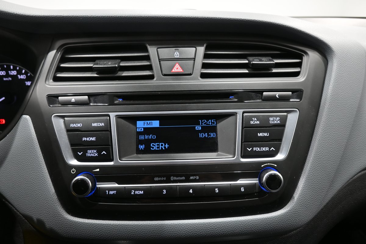 Foto Hyundai i20 15