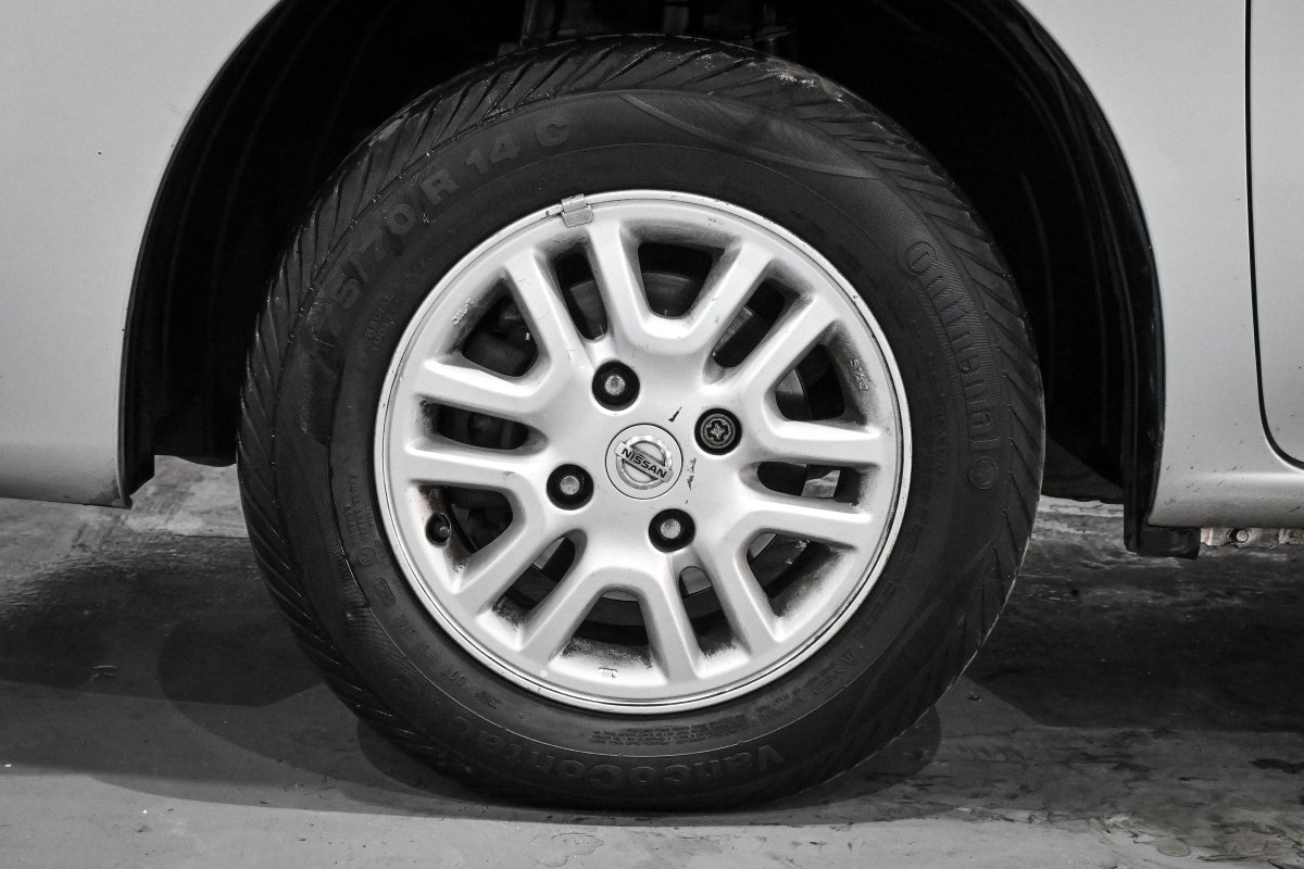 Foto Nissan NV200 32