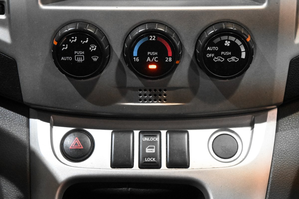 Foto Nissan NV200 20