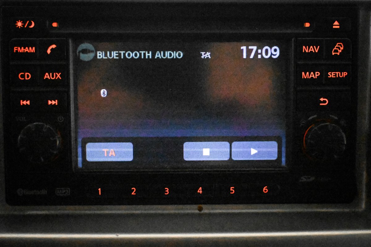 Foto Nissan NV200 19