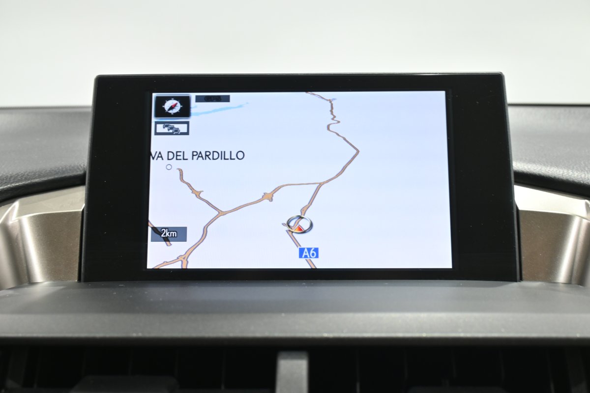 Foto Lexus NX 18