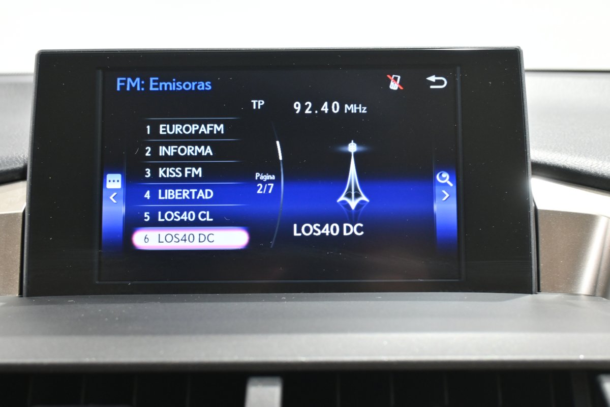Foto Lexus NX 16
