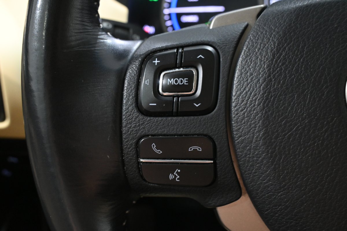 Foto Lexus NX 26
