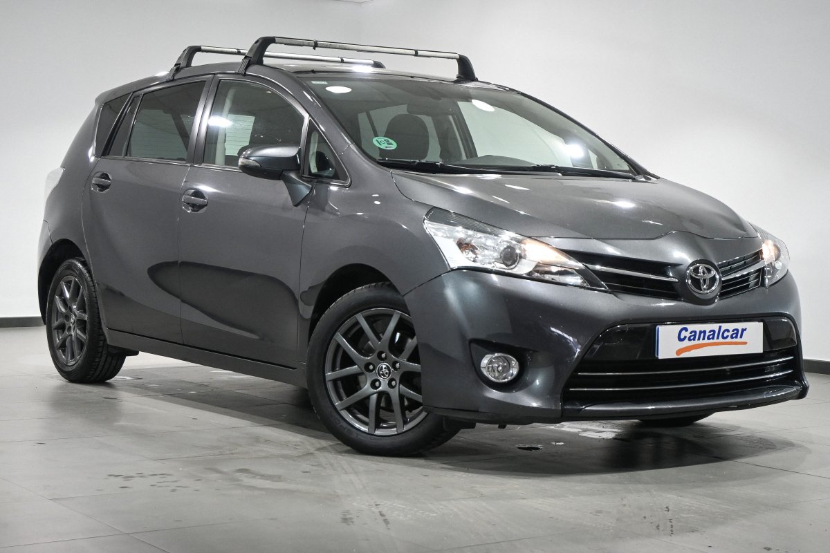 Foto Toyota Verso 3