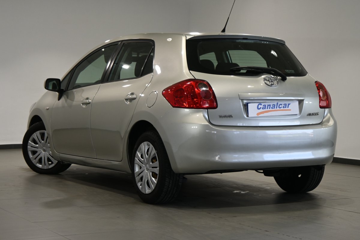 Foto Toyota Auris 6