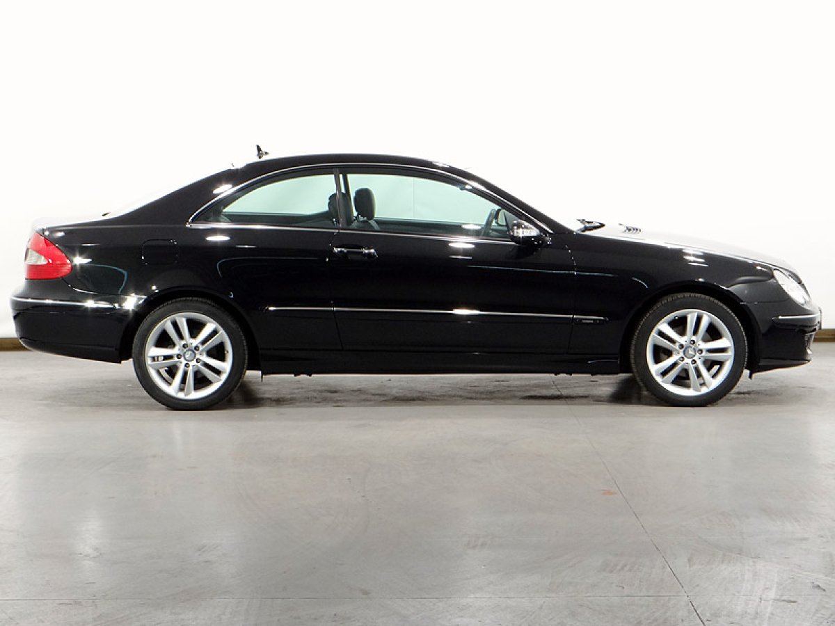 Foto Mercedes-Benz CLK 220 6