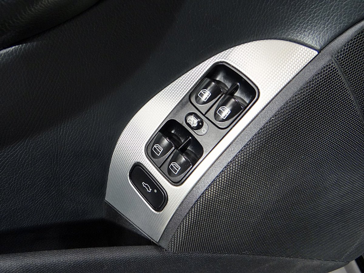 Foto Mercedes-Benz CLK 220 27