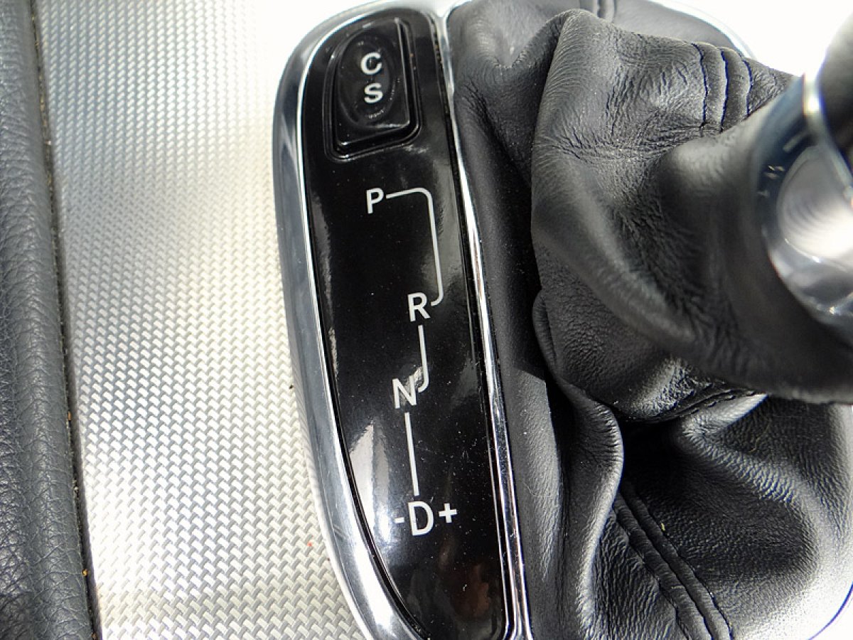 Foto Mercedes-Benz CLK 220 34