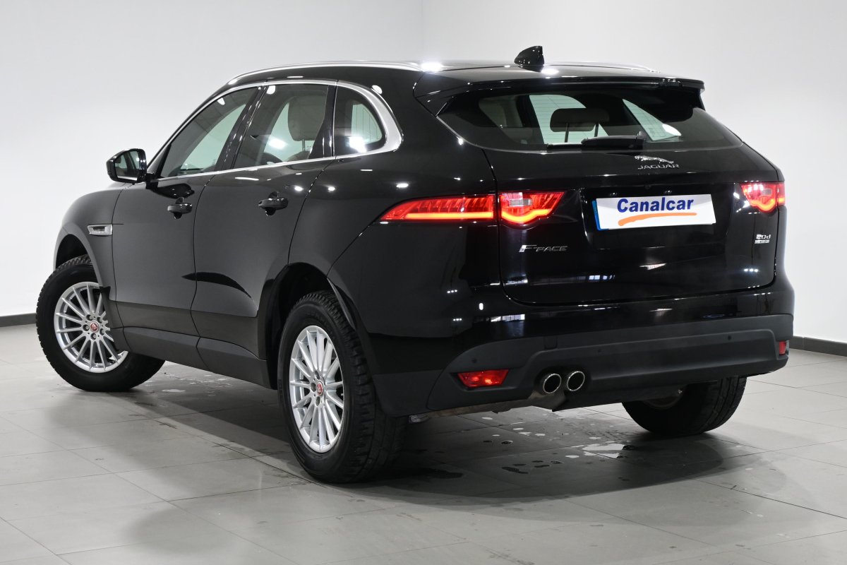 Foto Jaguar F-PACE 6