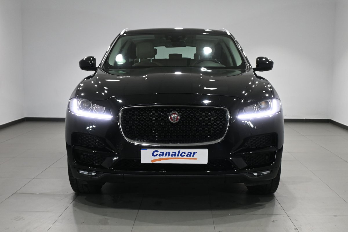 Foto Jaguar F-PACE 2