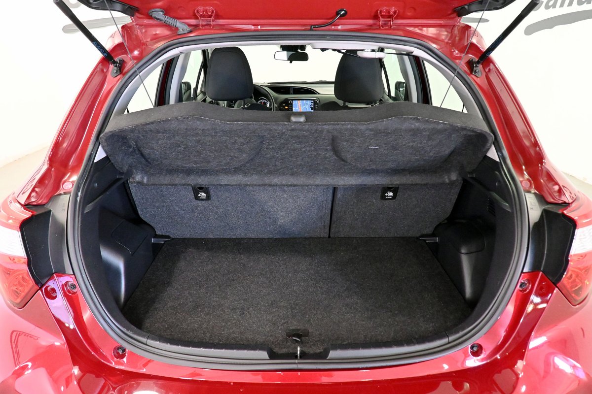 Foto Toyota Yaris 8
