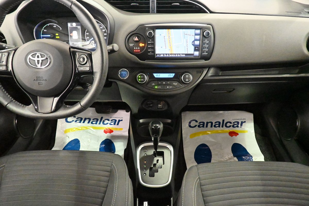 Foto Toyota Yaris 20