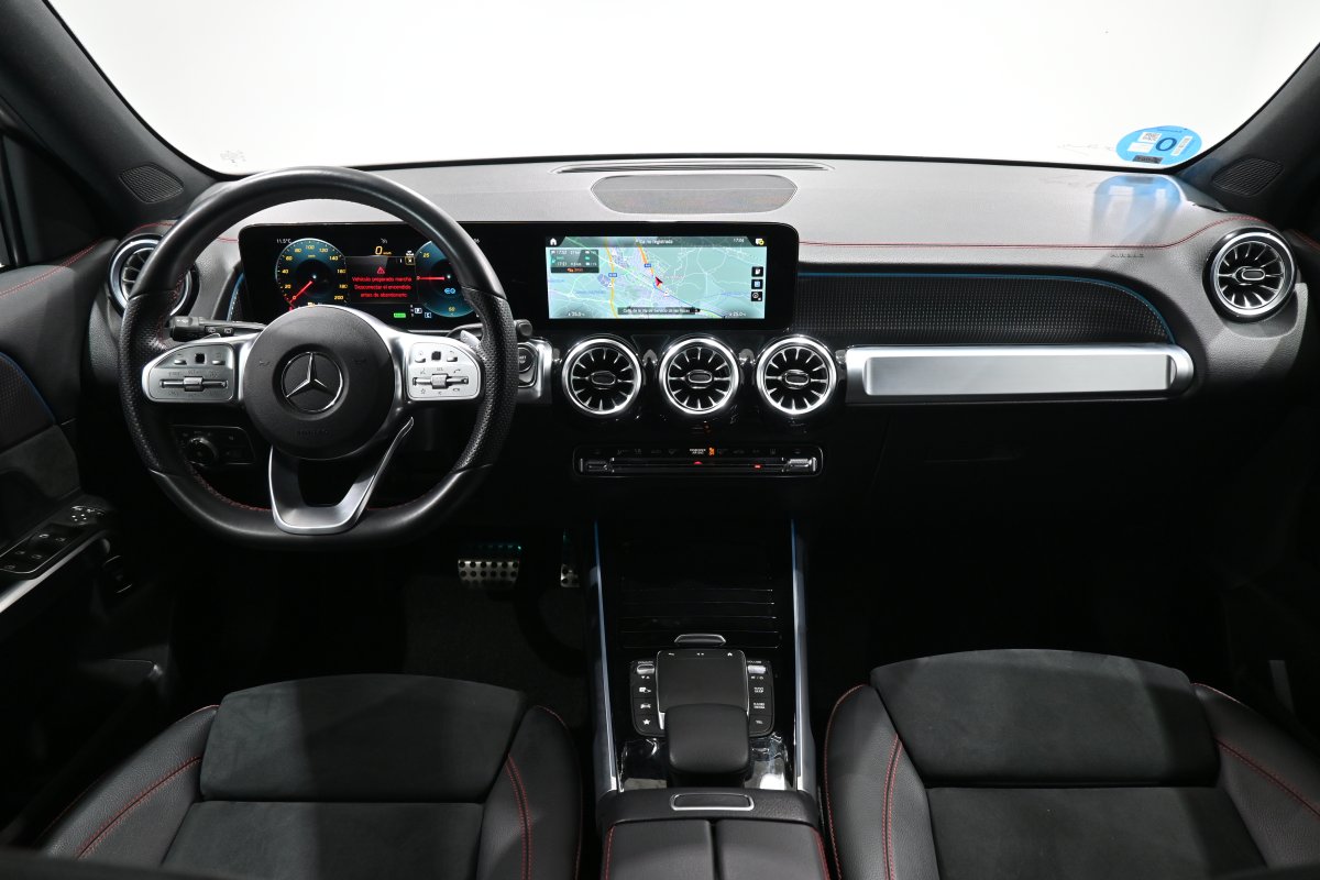 Foto Mercedes-Benz EQB 16