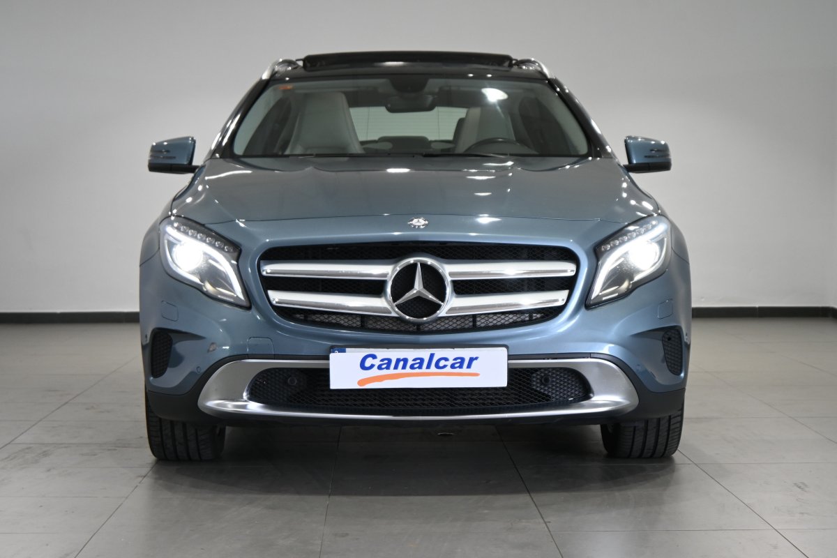 Foto Mercedes-Benz Clase GLA 2