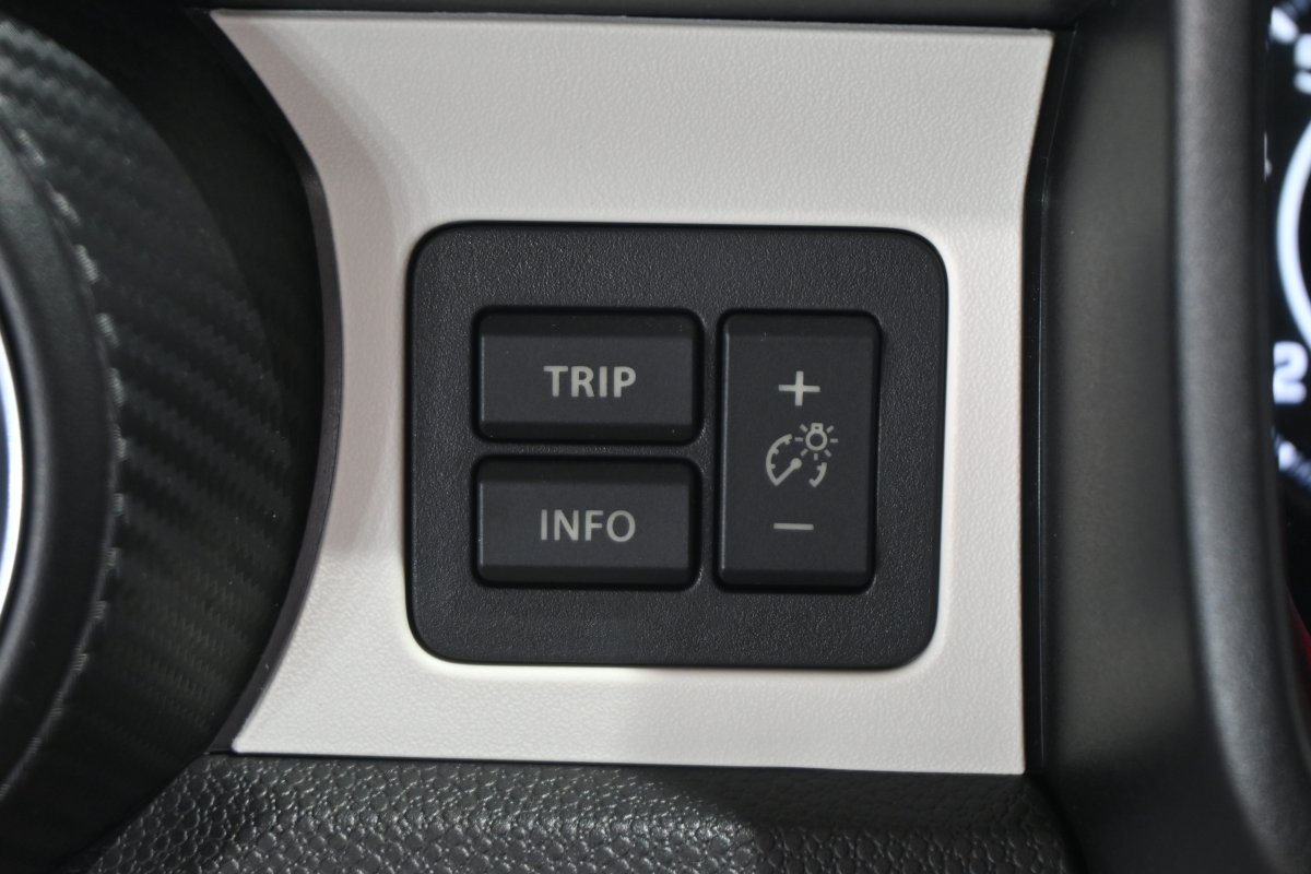 Foto Suzuki Ignis 30