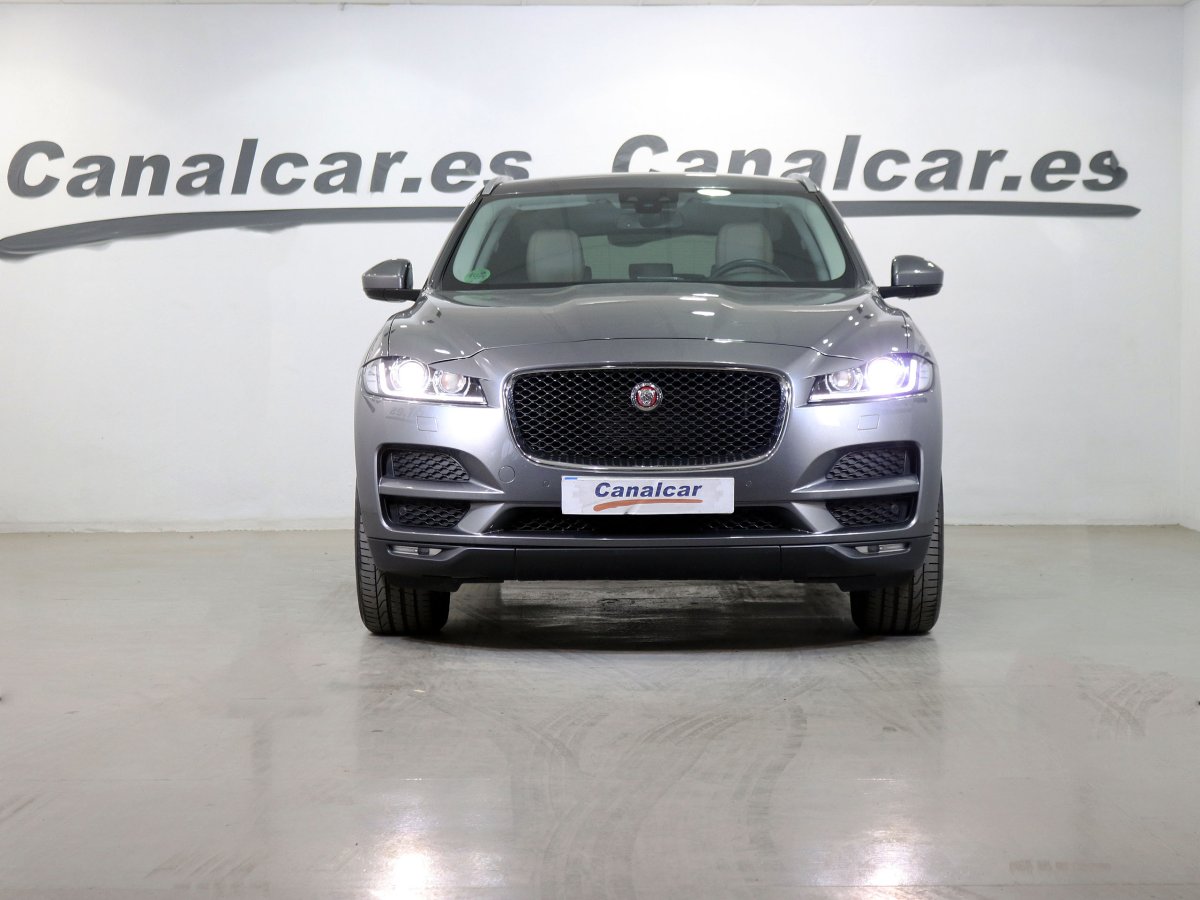 Foto Jaguar F-PACE 2