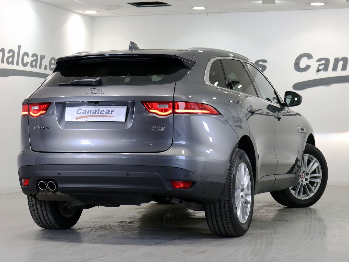 Foto Jaguar F-PACE 4