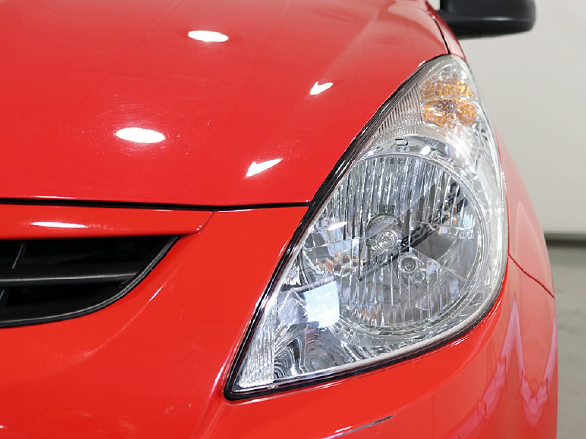 Foto Hyundai i20 12