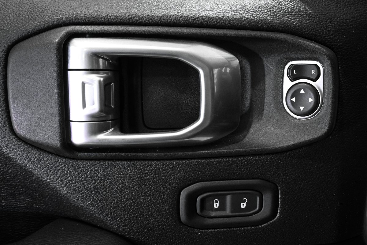 Foto Jeep Wrangler 38