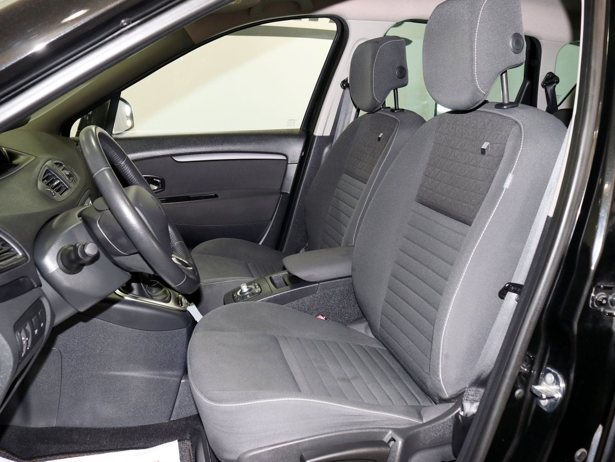 Foto Renault Scenic 10