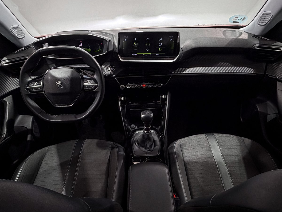 Foto Peugeot 2008 19