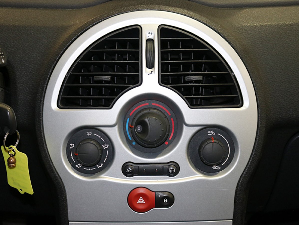 Foto Renault Modus 13