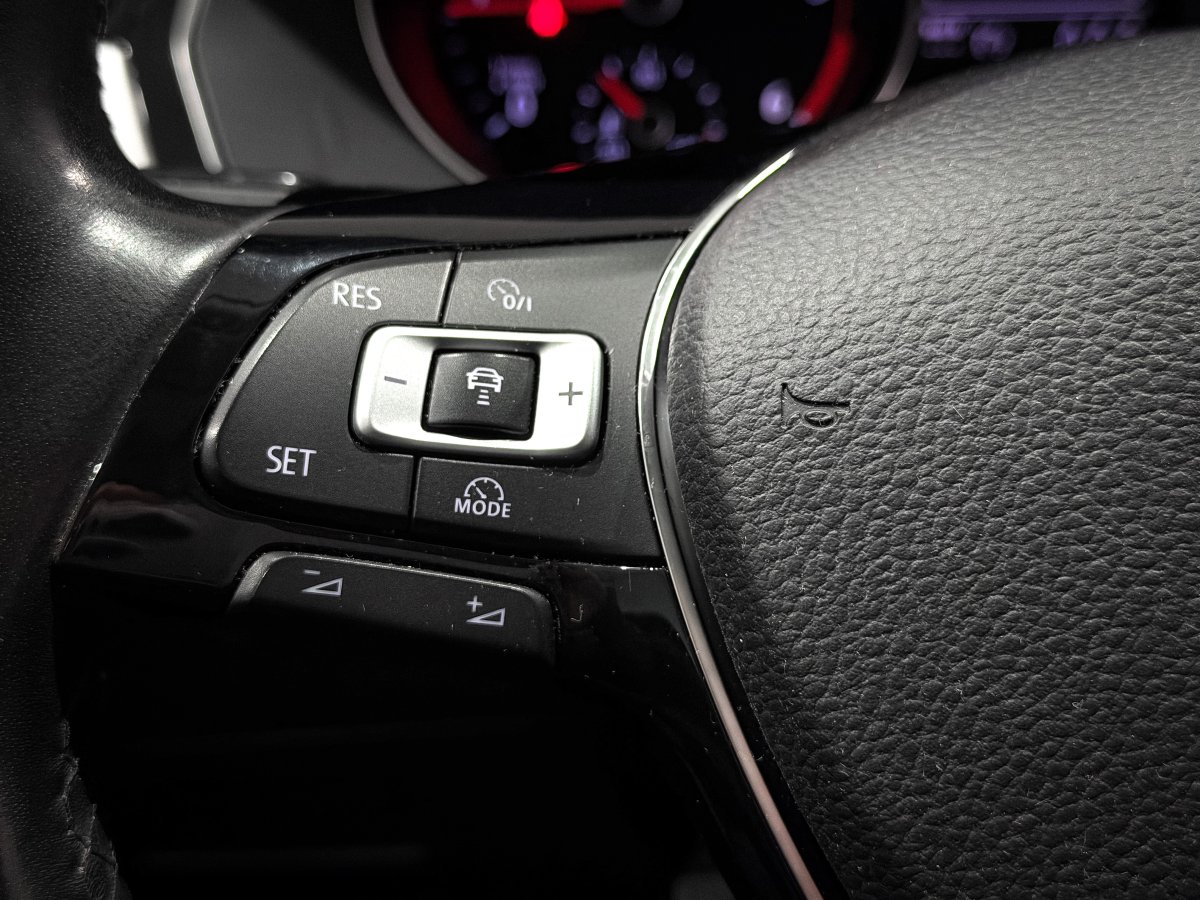 Foto Volkswagen Passat 21