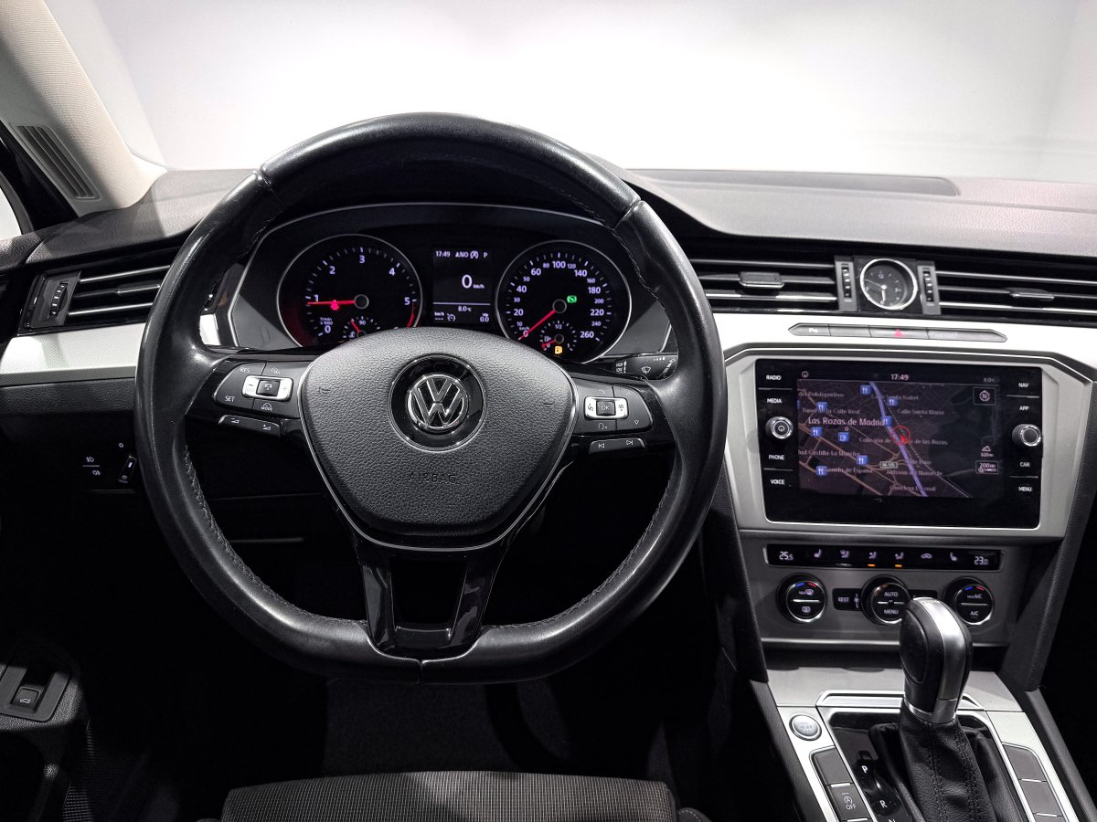 Foto Volkswagen Passat 19