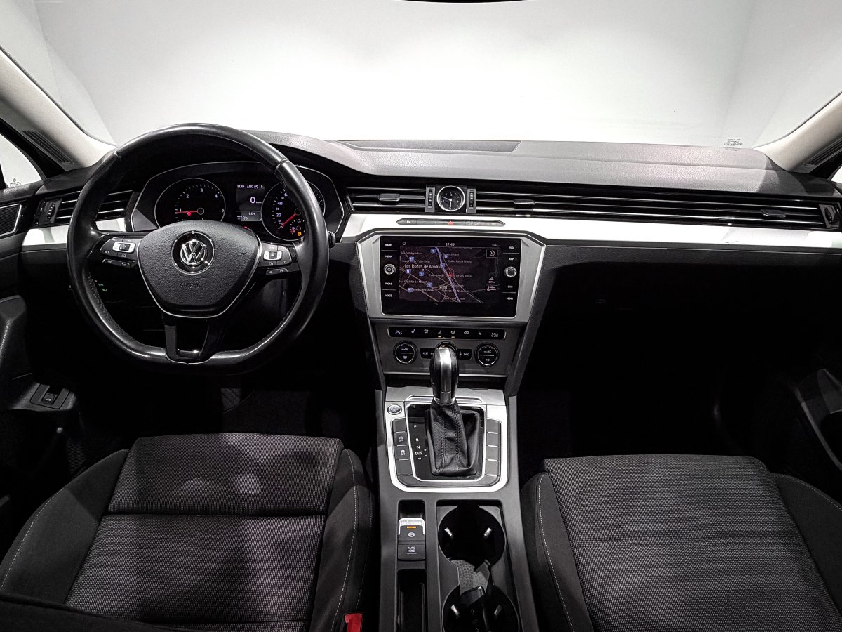 Foto Volkswagen Passat 18