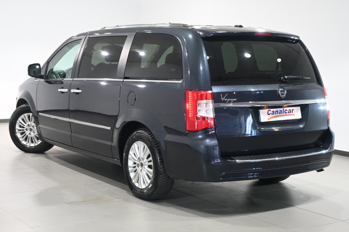 Foto Lancia Voyager 6